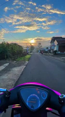 Rades banget  #rajadesa #rajadesaciamis #fyp #4u 