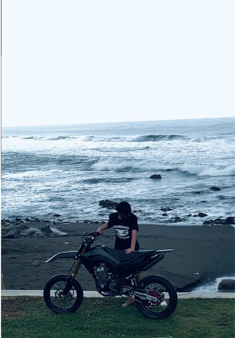 🥺💔 #crf #supermoto 