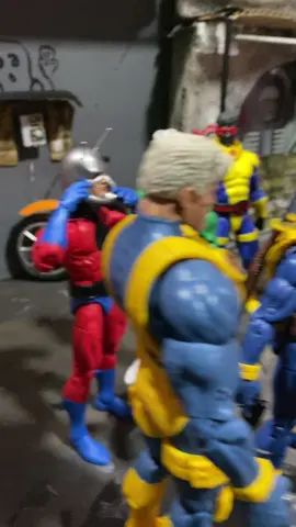 Se le olvidó que esta hablando con el capitán america ultímate jaja #marvellegendscommunity #coleccionista #coleccionismo #marvellegends #avengers 