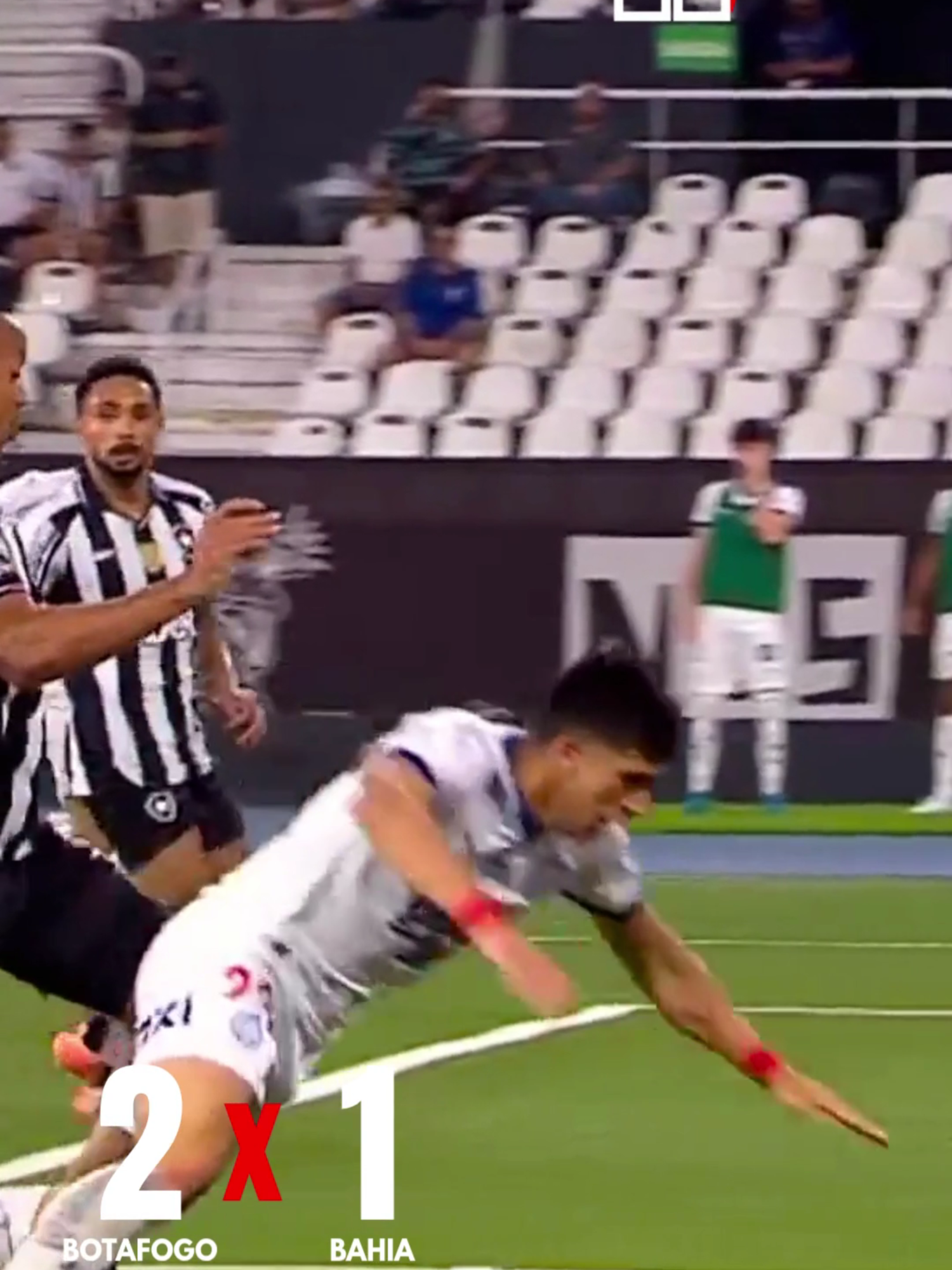 COM ÚNICO GOL DE RODRIGO NESTOR, BAHIA PERDE PARA O BOTAFOGO POR 2 A 1 | MELHORES MOMENTOS DA PARTIDA | BRASILEIRÃO 2025 #bahia #botafogo #futebol #brasileirao #melhoresmomentos