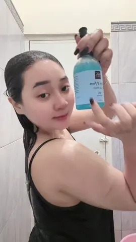 Sabun mandi dengan kandungan 5% Niacinamide dan Vit. E membantu mencerahkan, melembutkan dan mengangkat sel kulit mati #ibsbodywash 