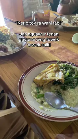Sabar dulu menyiapkan financial,menikah dan punya anak dalam keadaan miskin adalah suatu kejahatan 