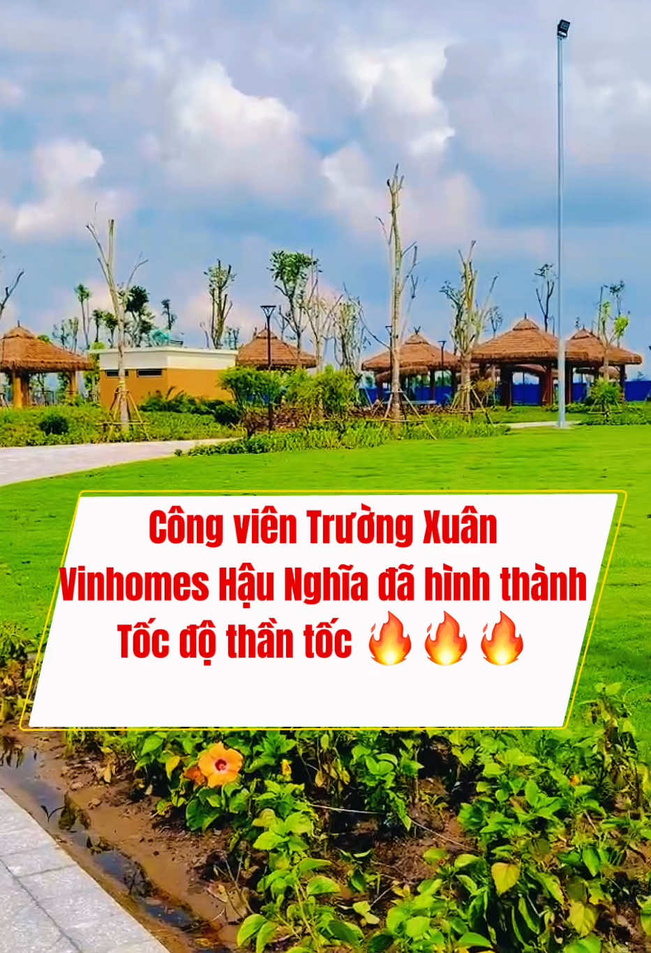 Công viên Trường Xuân - Vinhomes Hậu Nghĩa đã hình thành. Không thể tin được 2 tháng trước nơi đây vẫn đang là 1 bãi đất hoang sơ Tốc độ của Vin vẫn là một thứ gì đó rất khủng 👍 #VinhomesGreenCity #vinhomeshaunghiaduchoalongan #DoThiDangSongBacNhatTayBacTPHCM #BatDongSan #VinhomesGreenParadise 