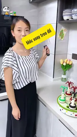 Móc xoay treo đồ. #giare #fpyシ #giadungthongminh #moctreo #viral 