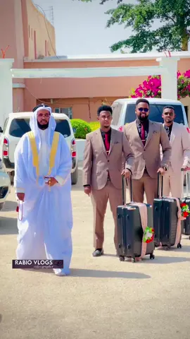 Caruuz Iyo Gabatigii Oo wada soCDa #rabio_vallogs #fyp #somalia #tiktok #somalitiktok 