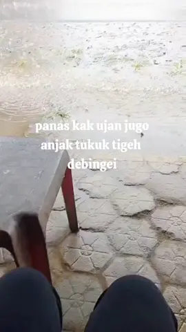 ujan jugoo 🌧️ #fypage #lampung 