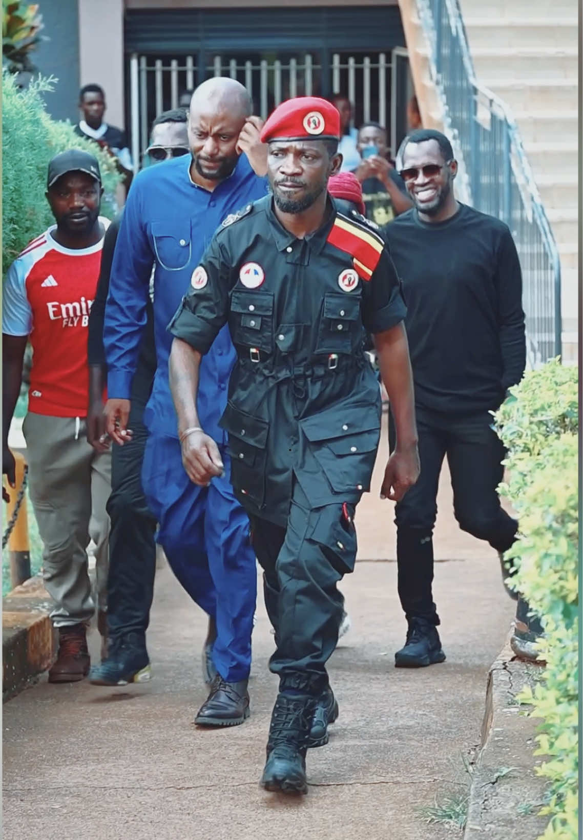 ᴹᴿ ᴾᴿᴱˢᴵᴰᴱᴺᵀ: @Bobi Wine• ———🇺🇬✊🏿☂️🙏🏿 #JudiciaryOnTrial #BailWeaponisation #StopAbductionsUg #ProtestVoteUg2026  #40YearsOfDictatorship