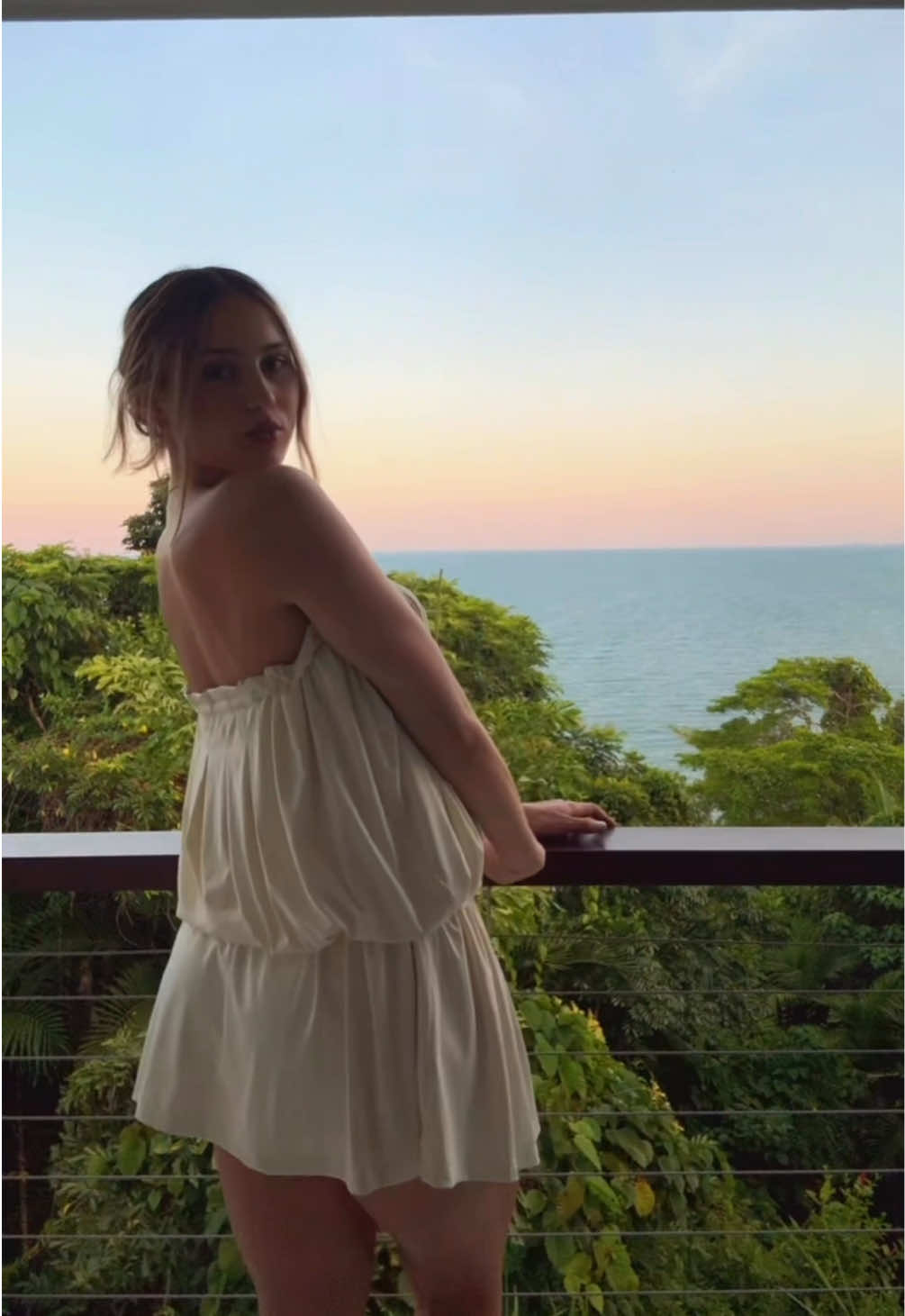 🤍 the comfiest dress I’ve ever worn #fyp #holidaytiktok #birthdayeve #peppermayo 