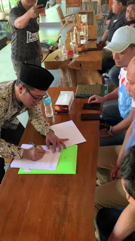BERITA HANYAT SAHHH KOMUNIKASI PERSATU DENGAN BAPAK EKO WAHYUDI  BISSMILAH LANGKAH YANG BAIK  #savepersatu1975 