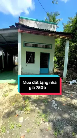 Bán căn nhà GIÁ ( 750tr). Đường nguyễn chí thanh- chợ thới an đông, đầu hẻm chợ chạy vào 400m tới nhà, gần điện máy xanh, gần trường học cấp 1-2, gần uỷ ban… + diện tích: 5,7 *16,6  + diện tích thực tế sử dụng: 5,7*23 + lộ 4 m ô tô tới nhà. + dân cư đông đúc, không quy hoạch- không tranh chấp- giấy tờ pháp lý yên tâm. Lh: 0777813686 #đâtvungvencantho #datvuongiare #nhadatgiare 