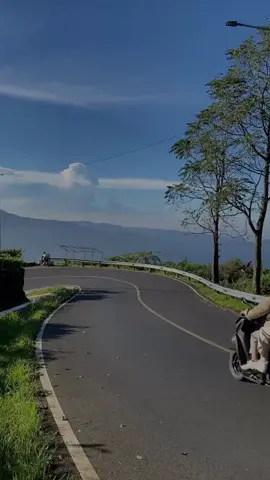 buru gera nyieun story galau 🤣🤣 #sundapride #storysunda #CapCut 