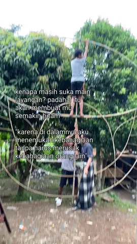 #sowanganindonesia #layangan #ramramanbanyuwangi #pelayangindonesia #fyp 