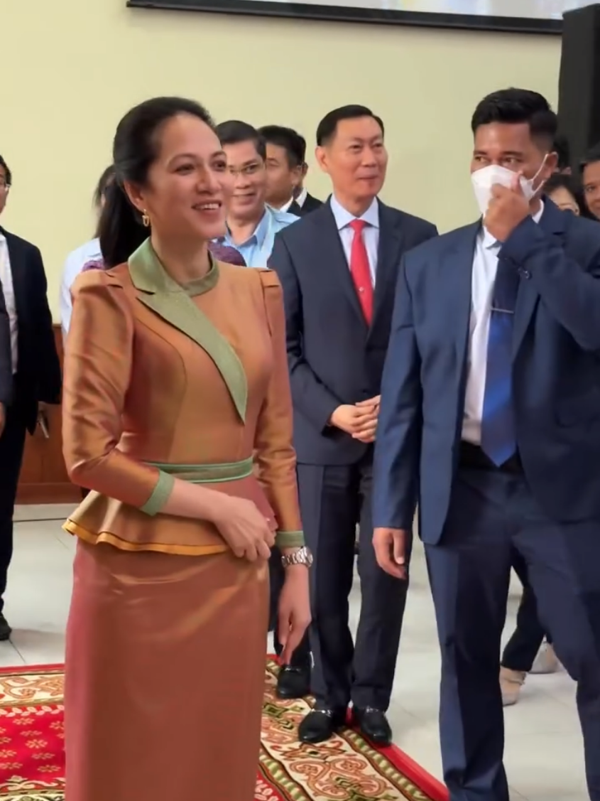 កំពង់ចាមឡើងពិរោះ❤️🫶#លោកជំទាវបណ្ឌិតពេជចន្ទមុន្នីហ៊ុនម៉ាណែត 