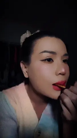 e đang làm cái gì đó Mai🤔
