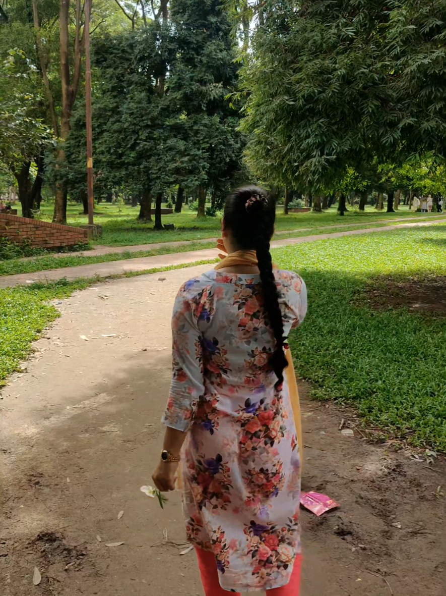 ফুল কে দিলো? 💐 #bdtiktokofficial #foryoupage 