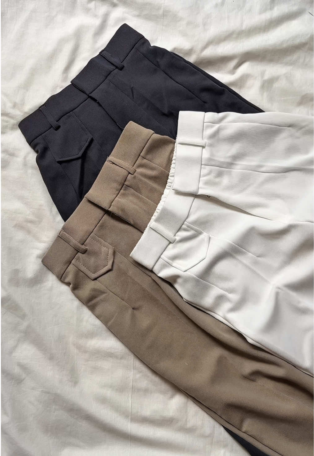 kapan lagi celana oro pants beli 1 dapet 2 celana. #fyp #fyppppppppppppppppppppppp #racunoutfit #racuntiktok #outfitideas #OOTD 