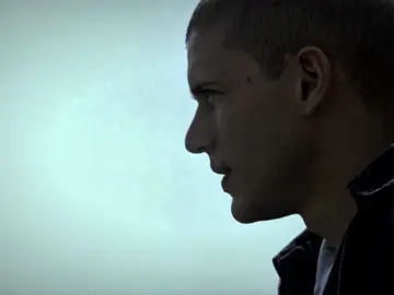 الذيب على طاريه ☝🏻 #prisonbreak #michaelscofield #movie #twixto #t_bag 