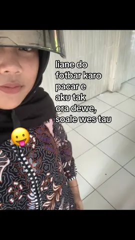 wes pensiun💃🏻💃🏻 #haribatik #fotbar #smansagu #fyp #4u 
