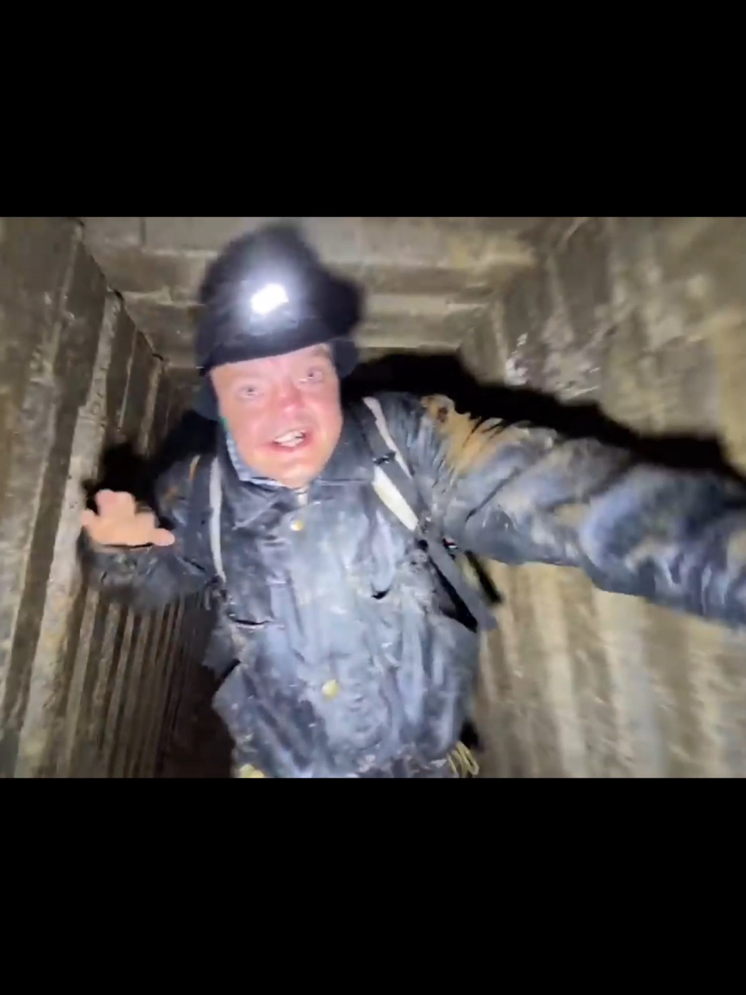 Super Sus Huggy Wuggy 💙 #supersus #underground #sewers #pipes #crawling #radioactive #ukraine #chernobyl #foryou #xyzbca #fypage #sigma #fy #fypシ #fyp #fypシ゚viral #parati #trending #discovery #gasmask #huggywuggyfall #huggywuggy @super_sus_official