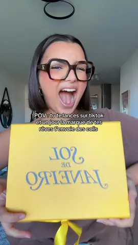 Sol de janeiro ma vie!!! 💛 Trop reconnaissante 🥹 Croyez en vos rêves ✨🧚🏼 Merci @niceworkparisoff 😭🥹  *produit offert #pr #soldejaneiro #unboxing #prhaul 