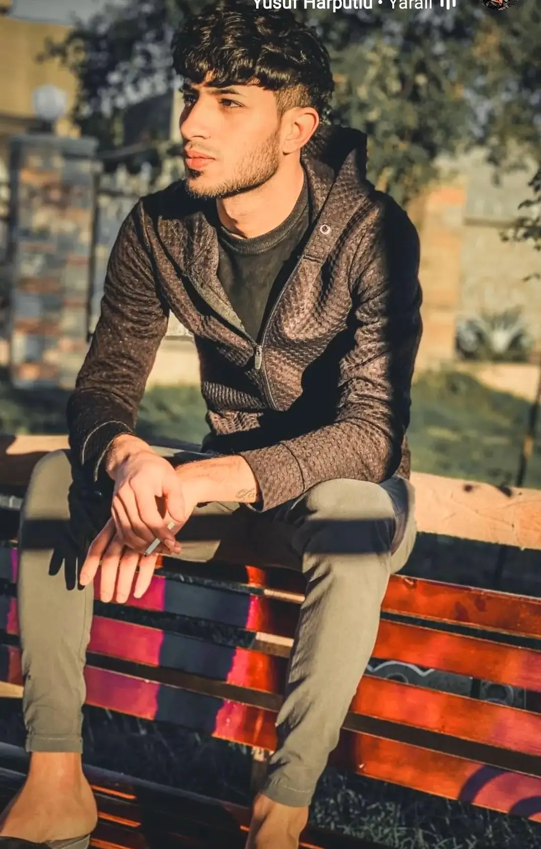 @£&__(a) 