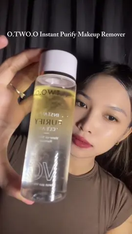 Effectively removes waterproof mascara and long-wear lipstick   Make up remover from O.TWO.O  ##makeupremover##otwoomakeupremover##otwoo##makeupremoverotwoo##fyp