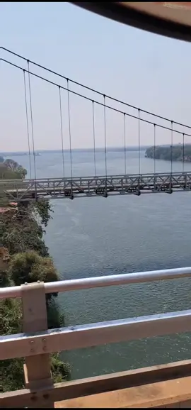 crossing to Zimbabwe 🇿🇼 😍#zimtiktokers🇿🇼🇿🇼🇿🇼 #zambiantiktok🇿🇲