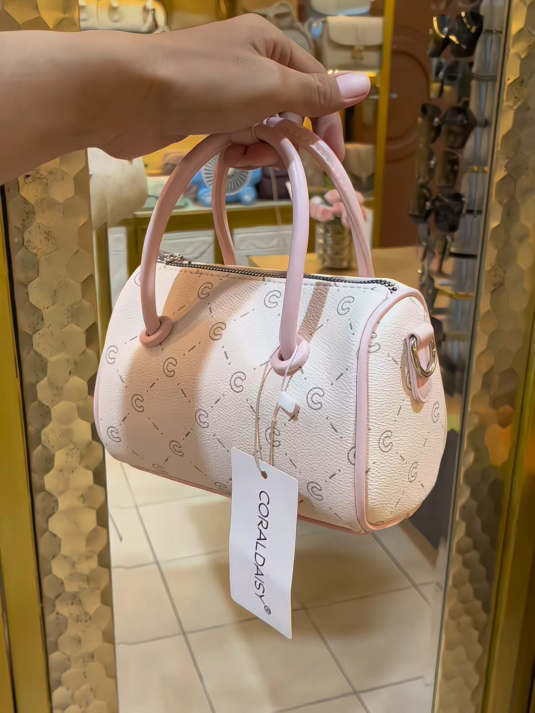Capek nyari tas yang bagus malah Nemu tas yang murah & bagus banget  #tasselempangwanita #taswanitaelegan #shoulderbagwanita #handbagwanita