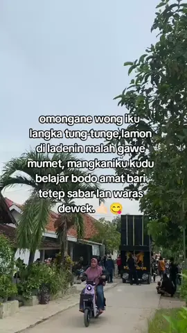 ngeladeni wong bati Melu edan 🗿#singabarong #indramayupride🏴‍☠️ #wongdewek 