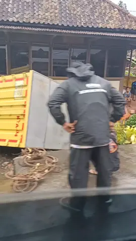 lakalantas sore ini Sukaraja , 2 Oktober 2025