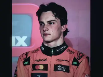 #OSCARPIASTRI: he’s constantly confusing, confounding the other drivers #oscarpiastriedit #op81 #formula1edit #hamiltonedit 