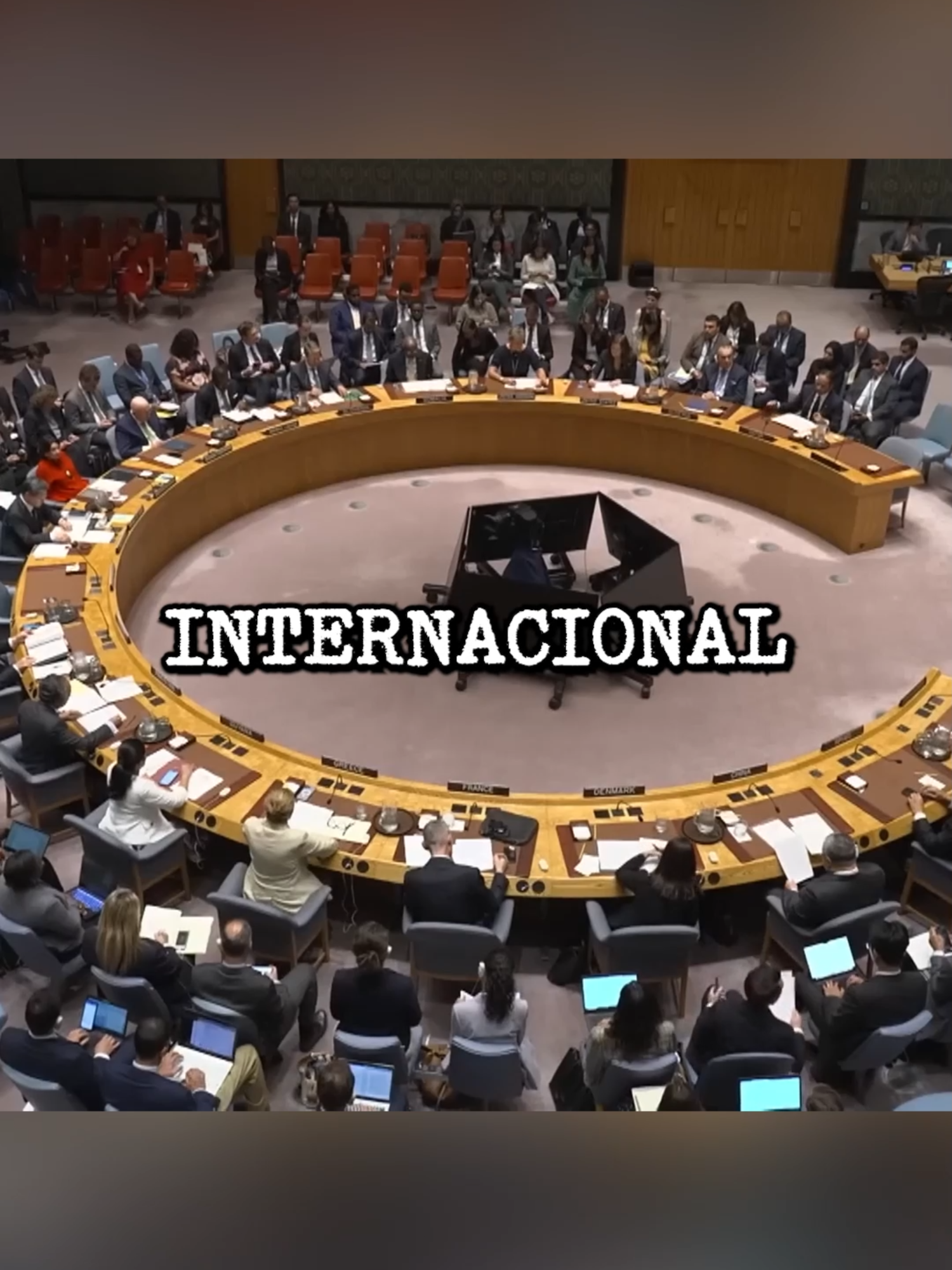 ¿Por Qué los Barcos Hospital Son Intocables en la Guerra?