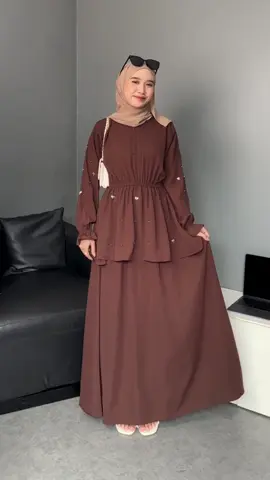abaya cantik under 200rb🤎🖤 abaya — l!nkk 696a bag — 368a heels — 870 & 229a #promoseruweekend #fyp #abaya 