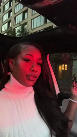 I cut my turtleneck in the car because it was choking me all evening 😭😭 #cigarlounge 