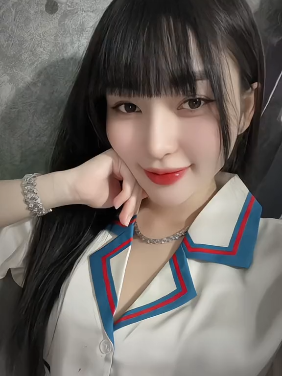 Nhìn nhố quá d chèn hi