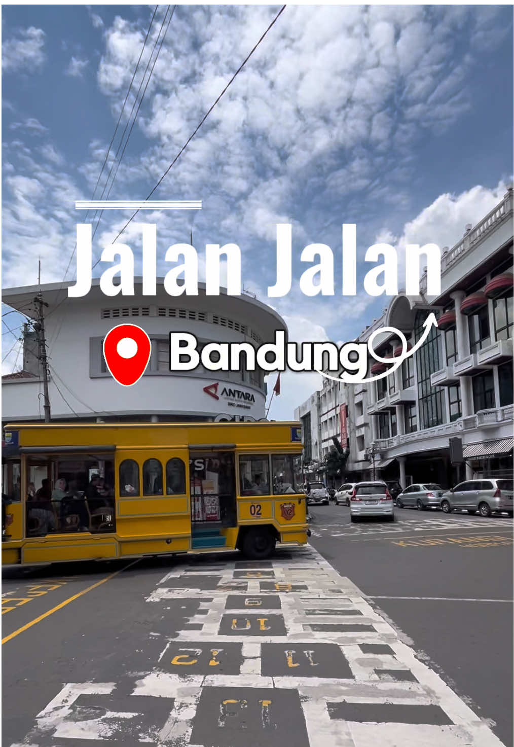 Jalan Jalan Di Braga Nginepnya Mending di Sekitaran Braga aja guys biar gampang ke tempat2 Viral di Bandung. Nginepnya di RedDoorz Plus Near Asia Afrika 3 Aja ! @RedDoorz Indonesia  Booking Hotelnya di Aplikasi RedDoorz dan Jangan Lupa Pake Kode Voucher 