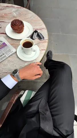 Finally found a car to match my aesthetic … @Mercedes-Benz #mercedesAMG #style #suit #london 
