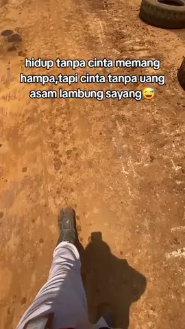 bapak pengawas yg stel🤣@muh.sahrul_21 @rizall_1320 @simtembak01 @ahmad_ruslan @rahmaan_ar @chrisnandy275  #antilepafamily #operator_excavator #ptnadesiconickelindustry #fyp 