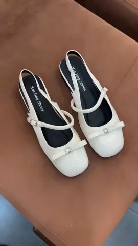 Giày bệt đính nơ sẵn hàng#giaydep #giaybupbenu #muataitiktokshop #tiktok #giaycaogot 