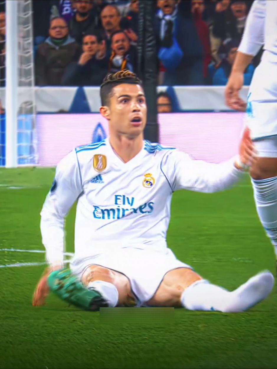 Ronaldo King 👑 #ronaldo #cr7fans #cristanoronaldo #cristano #footballedit 