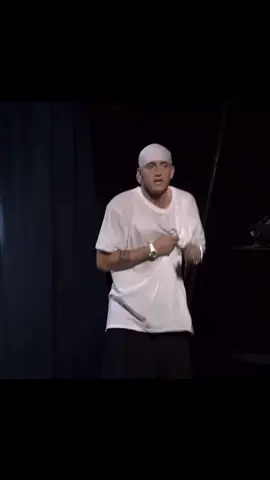 Eminem now is okay, but Eminem back then was 🔥 #fyp #eminem #slimshady #viral #withoutme 