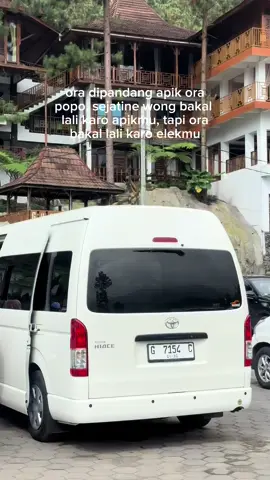 Guci bagian pisah😃 TRAVEL PARIWISATA PEKALONGAN Solusi transportasi untuk menemani perjalanan anda  • Ready All Unit   -Hiace Commuter 15 Seat   -Hiace Premio 14 Seat   -New Elf 22 Seat   -Elf 19 seat   -Family Car •Melayani    -Pariwisata   -Drop Bandara   -Ziarah   -Acara Pernikahan   -Perjalanan Dinas   -Carter Dalam Kota   -Dll Reservasi Perjalanan anda Wa; 0821 4273 0838#pekalongan #gucci #travelpariwisatapekalongan #sewahiacepekalongan #sewaelfpekalongan 