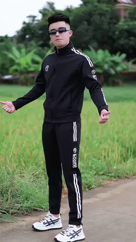 Bộ quần áo mùa Đông chất nỉ ép