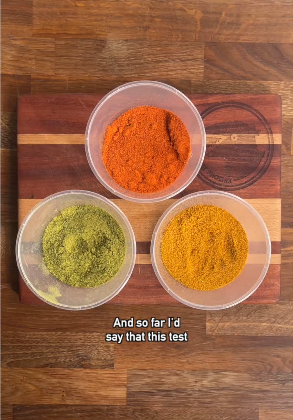 Green yellow and red paprika