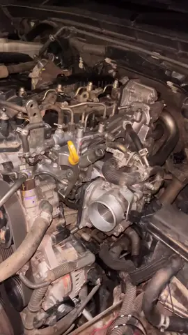 🔧 Tune Up + Diesel Purge di Garage Brother Jambi Mobil diesel kamu sering terasa: ❌ Tarikan berat ❌ Asap hitam pekat ❌ Boros bahan bakar ❌ Mesin brebet Itu tandanya butuh perawatan khusus! ✨ Dengan Tune Up + Diesel Purge, manfaat yang didapat: ✅ Tarikan lebih enteng & bertenaga ✅ Asap hitam berkurang drastis ✅ Mesin lebih halus & awet ✅ Konsumsi BBM jadi lebih irit 📍 Langsung aja ke Garage Brother Jambi Biar mobil diesel kamu selalu prima di jalan! 🚀 #bengkelmobiljambi #garagebrotherjambi #tuneupmobildiesel #tuneupmobil #tuneupmobiljambi 