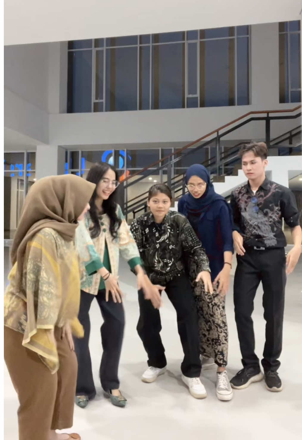 sesuai kepercayaan masing masing :)