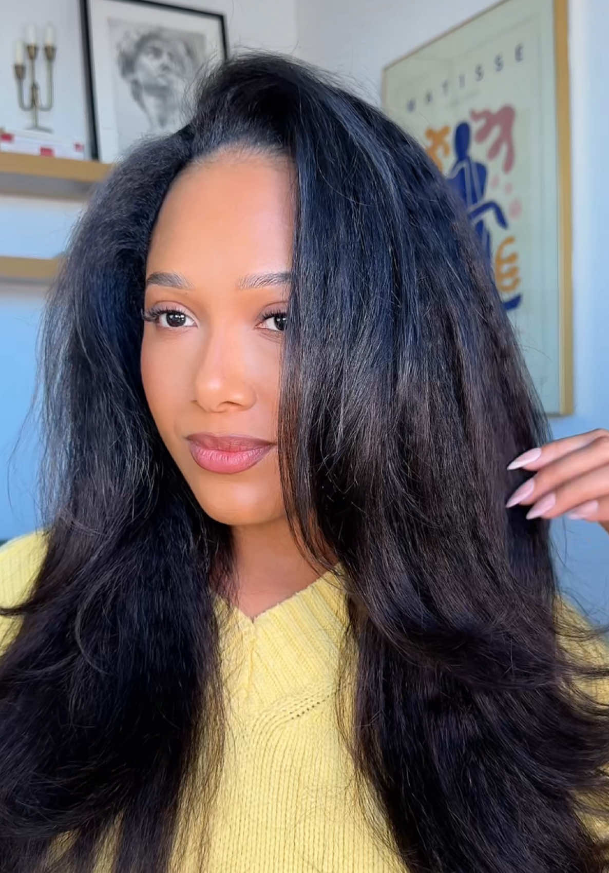 It’s OFFICIALLY wig season and this Yaki half wig from @ISEEHAIR looks like it’s growing out of my scalp ✨ #wig #halfwig #halfwigtok #wigtok #wiginstall 