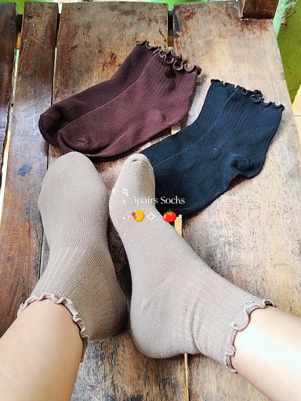 Affordable Long Socks 👌 #socks #longsocks #studentessentials #tiktokfinds #trending 