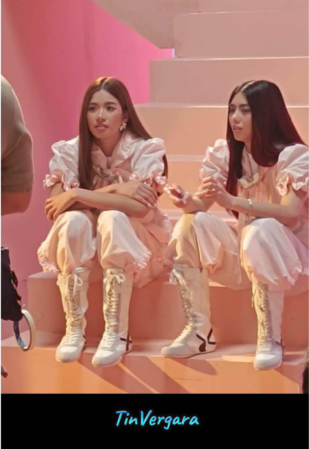 Mekaya kabaaaaa???  Aaaccccckkkkk 🦅🦅🦅🦅 ang ganda ng first luv 🌸🫶🏻❤️🩵 #bini #biniph #firstluv #musicvideo #mikhaiah 