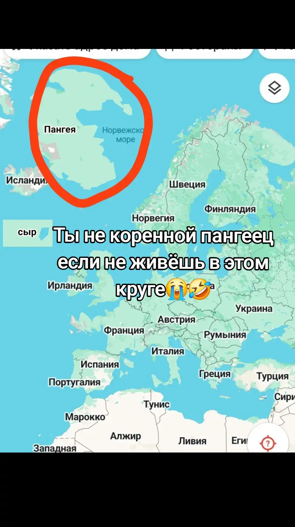 /imagen типичный американский город, кадр снят около 2 башен, будто с воздуха, башни почти идентичны башни высокие, но тонкие, сзади 2 башен город, который идёт от офисных зданий в стиле бруклина, до обычных частных домов, и тц, среди домов есть дороги, и конечно же река. Время Закат